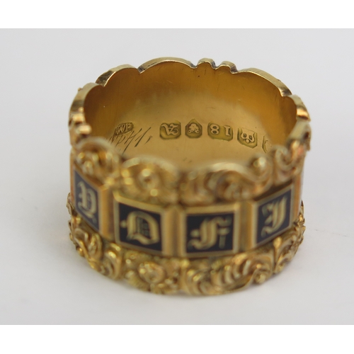 65 - A William IV Gent's 18ct Gold and Enamel Memorial Ring with ten black panels spelling 