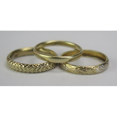 82 - Three 9K Gold Bands, sizes T, U.5 and U, 3.41g