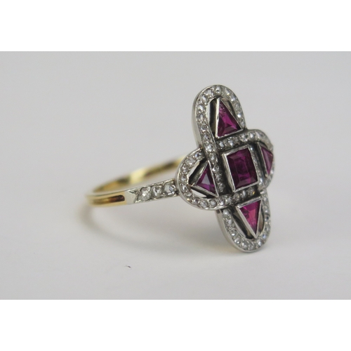 84 - An Antique Ruby and Rose Cut Diamond Panel Ring in a precious yellow and white metal setting, 18.7x1... 