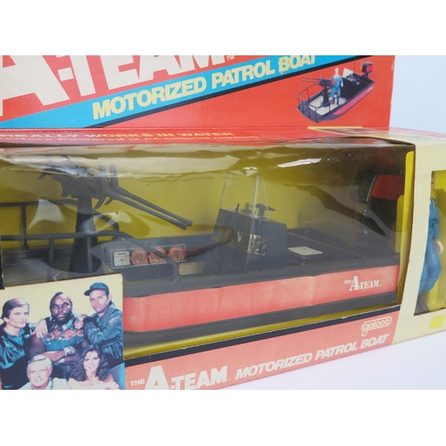 1251 - Galoob The A-Team No. 8451 Motorized Patrol Boat with John 