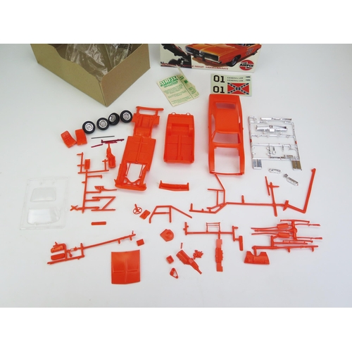 1256 - Airfix The Dukes Of Hazzard General Lee Dodge Charger 06430 1:25 Scale - appears excellent (please c... 