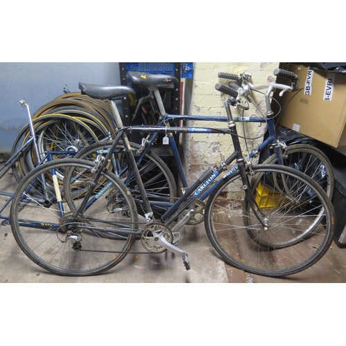 1367 - Two Carlton Gents cycles, four bicycle frames, wheels, tyres and accessories.