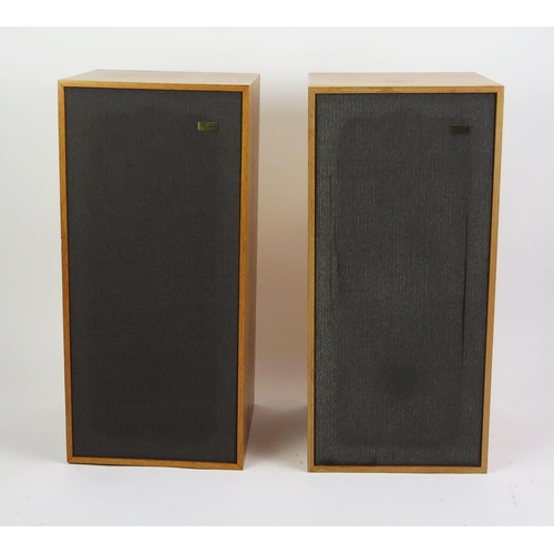 1033 - A Pair of Spendor Type BC1 Teak Cased Stereo Speakers, serial No. 4018 with original leaflet

Proven... 