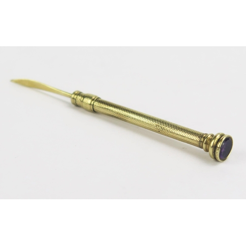 118 - A Samson & Mordan Precious Yellow Metal and Amethyst Set Telescopic Toothpick, arrow mark, KEE tests... 