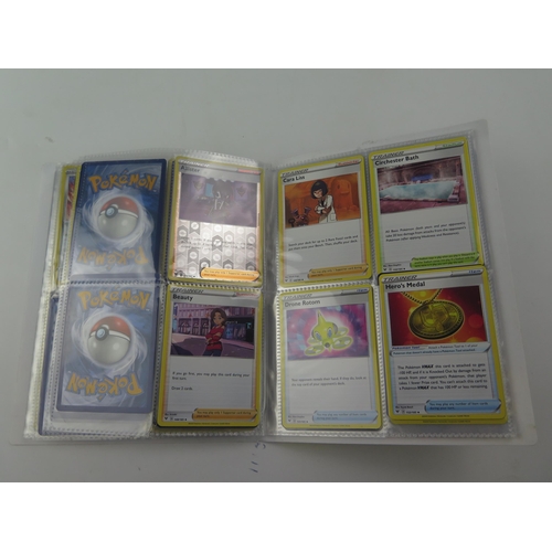 1368 - Pokémon Trading Cards Collection with card file and collector's tins