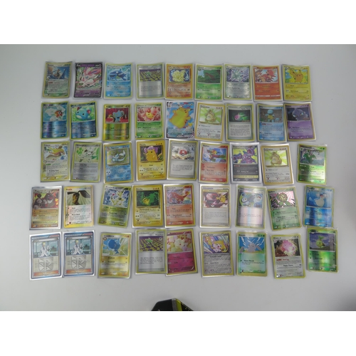 1368 - Pokémon Trading Cards Collection with card file and collector's tins