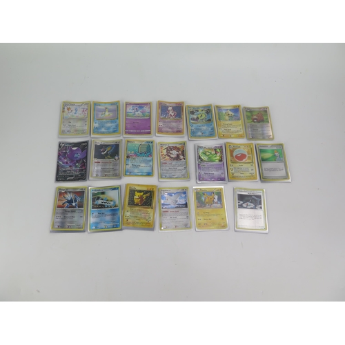 1368 - Pokémon Trading Cards Collection with card file and collector's tins