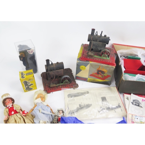 1371 - Collection of Vintage Toys including Mamod SE2 Stationary Steam Engine, one boxed, Model Milling Mac... 