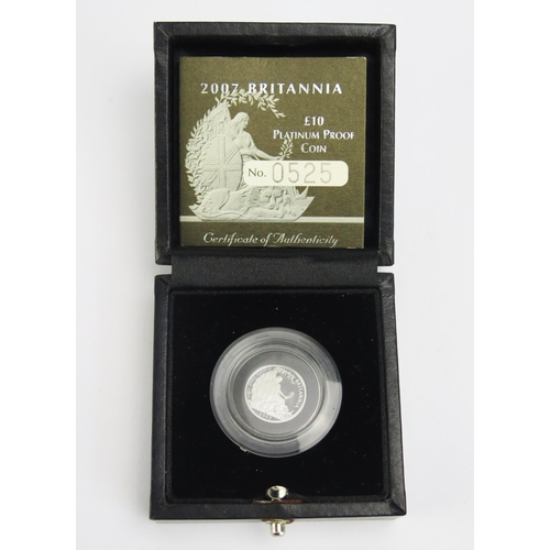 1412 - A Royal Mint 2007 Britannia £10 Platinum Proof Coin, 3.139g 99.95%. Boxed with COA no 0525.