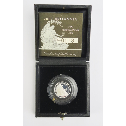 1413 - A Royal Mint 2007 Britannia £25 Platinum Proof Coin, 7.846g 99.95%. Boxed with COA no. 0118.