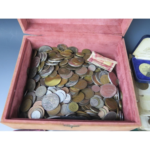 1465 - Two Boxes of Miscellaneous Coins, c. 4800g gross