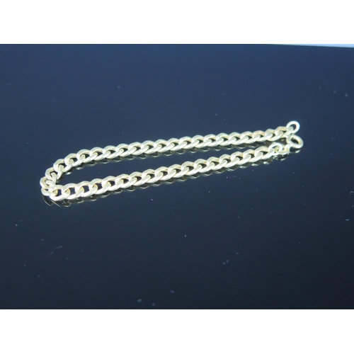 265 - A 9xct Gold Curb Link Bracelet, 7.5