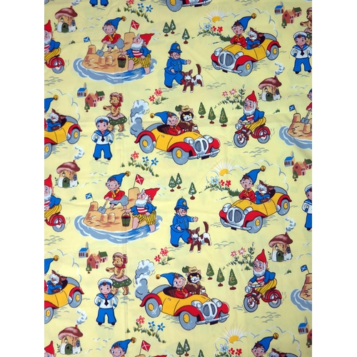 1525 - A section of Noddy and Big Ears printed material, 270cm x 120cm