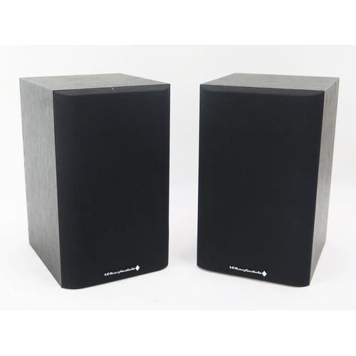 1121 - A pair of Wharfedale Diamond 9.0 stereo speakers, 24cm high.