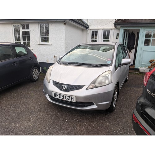 1725 - Honda Jazz 2009, 1339 cc Petrol, Manual, MOT Expires 17 December 2024, c. 37,523 miles, First Regist... 