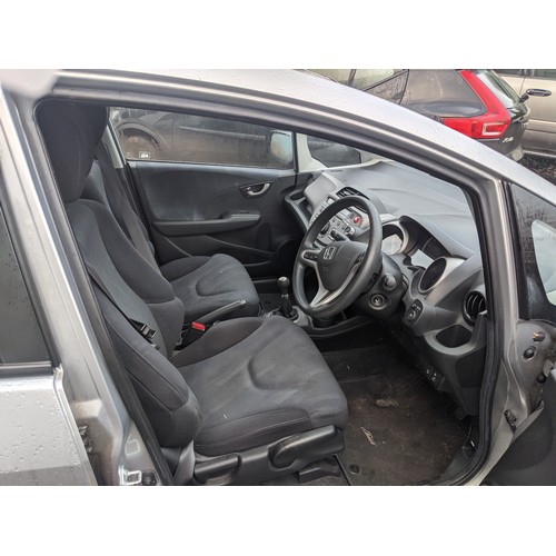 1725 - Honda Jazz 2009, 1339 cc Petrol, Manual, MOT Expires 17 December 2024, c. 37,523 miles, First Regist... 