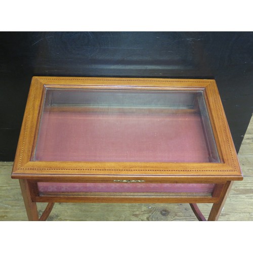 1709A - A Bijouterie Checkered Inlayed Display Table with bevelled edge glass and Oak Book Stand