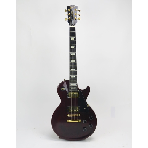 193 - 1993 Gibson Les Paul Studio electric guitar, made in USA, wine red finish, ebony fret board, gold ha... 