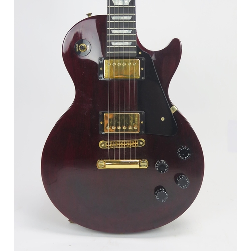 193 - 1993 Gibson Les Paul Studio electric guitar, made in USA, wine red finish, ebony fret board, gold ha... 