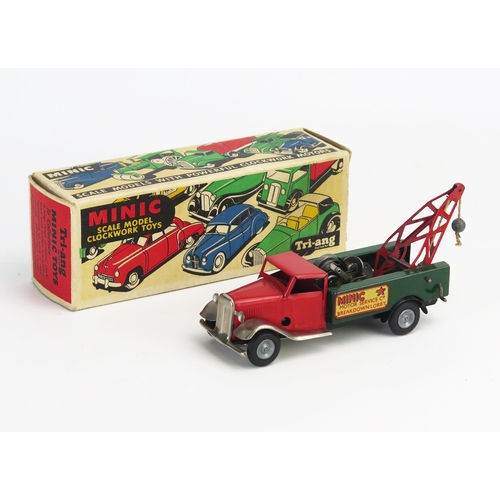 256 - Tri-ang Minic Tinplate Clockwork Breakdown Lorry with red cab and crane arm, dark green rear, chrome... 