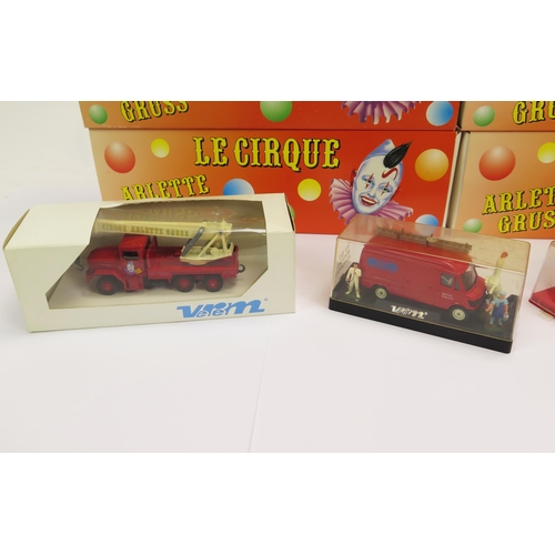 1003 - Verem Circus Vehicle Collection (mostly Le Cirque Arlette Cruss) including Renault articulated lorri... 