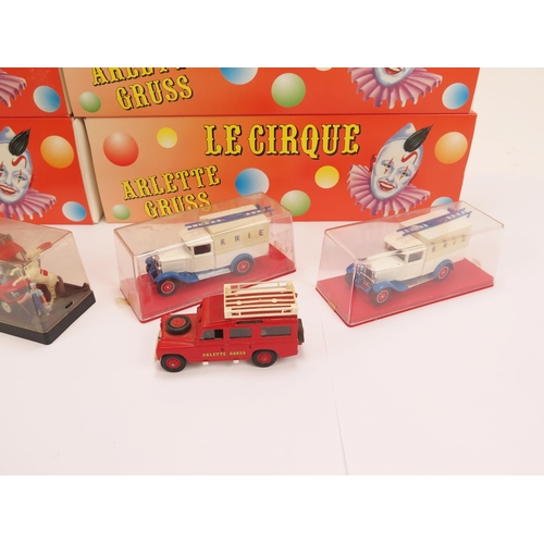 1003 - Verem Circus Vehicle Collection (mostly Le Cirque Arlette Cruss) including Renault articulated lorri... 