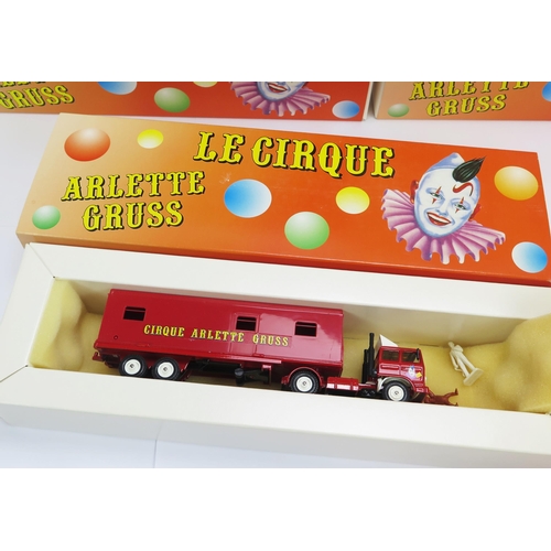 1003 - Verem Circus Vehicle Collection (mostly Le Cirque Arlette Cruss) including Renault articulated lorri... 