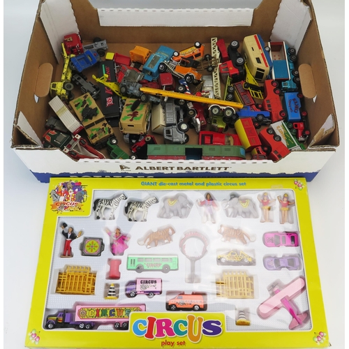 1016 - Collection of Playworn Diecast including Dinky, Corgi, Matchbox etc. and boxed circus set