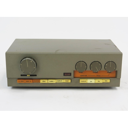 1071 - Quad 33 Pre-Amplifiers Control Unit