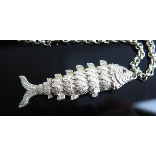 291 - A Silver Articulated Fish Pendant, 81.9mm drop, hallmarked and on a 28