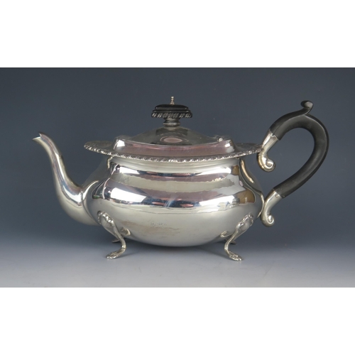 537 - A George V silver teapot, maker Goldsmiths & Silversmiths Co Ltd, London, 1913, of barge-shaped outl... 