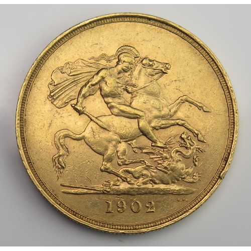 929 - An Edward VII Gold £5 Coin