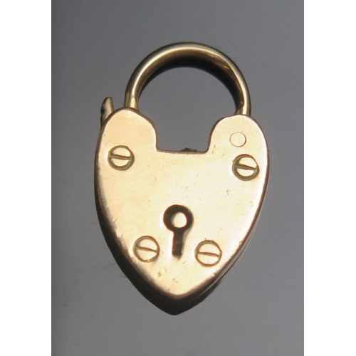 99 - A 9ct Gold 'Padlock' Clasp, 22.7mm high, stamped 9C, 2.83g