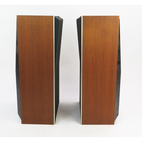 1063D - A pair of Bang & Olufsen Model S60 speakers. (working order)