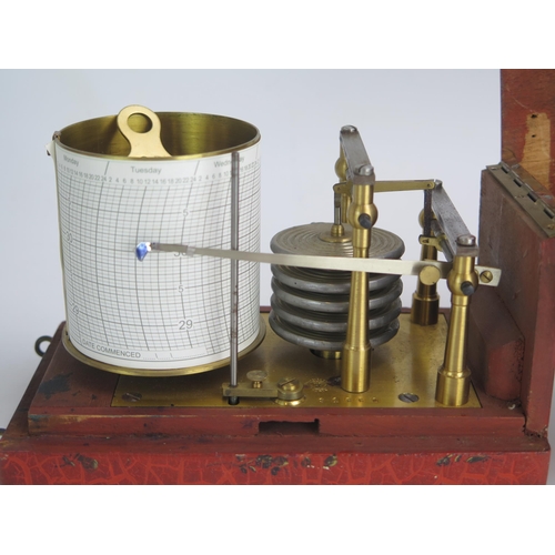 1265 - An early 20th century French barograph, with five tier vacuum and single recording arm, contained in... 