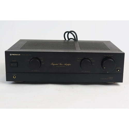 1075 - Pioneer A-400 Integrated Stereo Amplifier (needs new plug)