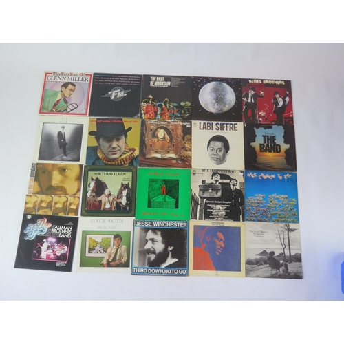 1085 - Selection Of 33 rpm LP Records various Artists include Lou Reed, Eric Clapton, Santana, Etc