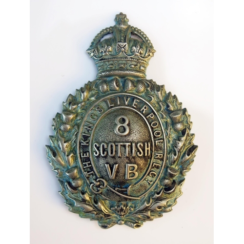 1246A - A British regimental cap badge, for The Kings Liverpool Regiment, 8  Scottish VB.