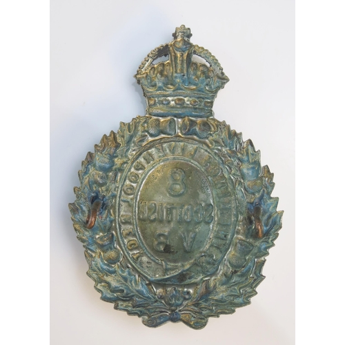 1246A - A British regimental cap badge, for The Kings Liverpool Regiment, 8  Scottish VB.