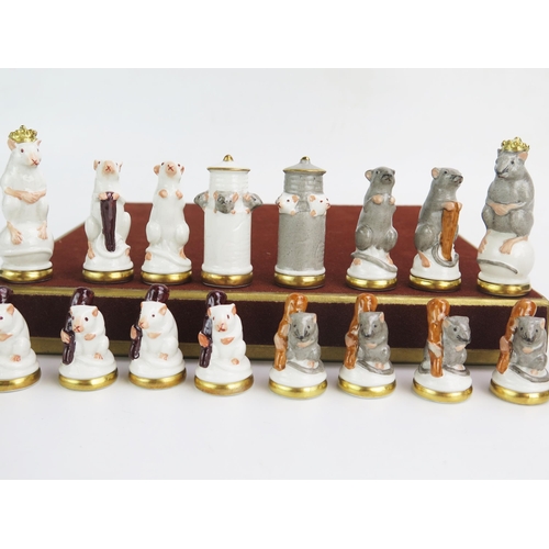 1256A - Ernst Bohne Söhne Rudolstadt, a porcelain Mouse chess set, one side white the other grey, the king 7... 