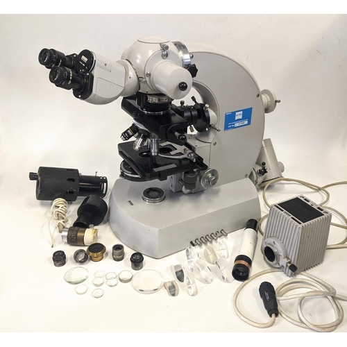 1262 - Carl Zeiss III RS Universal Microscope with various lenses and obscurers  (untested)