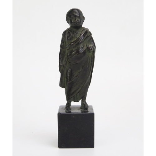 1314 - A grand Tour bronze study of a Roman senator wearing a toga, mounted on a polished marble plinth ove... 