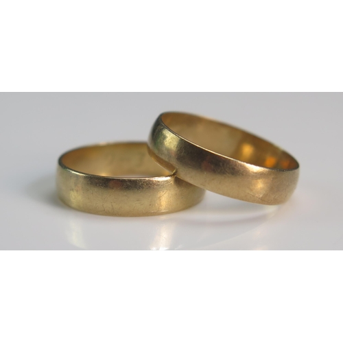 142 - Two 9ct Gold Wedding Bands, sizes O.5 and N.5, 4.73g