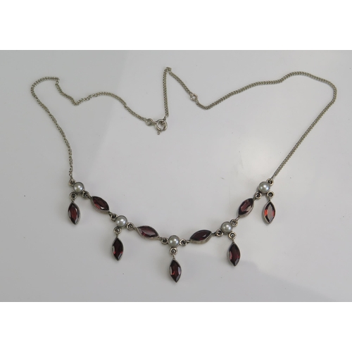 248 - A Silver and Garnet Necklace, 13.1g