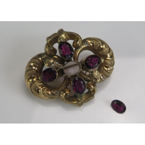 254 - A Victorian Gilt Brooch, A/F