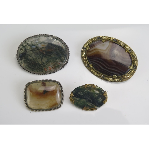 256 - Victorian Agate and Moss Agate Brooches, largest 49.3x35.6mm