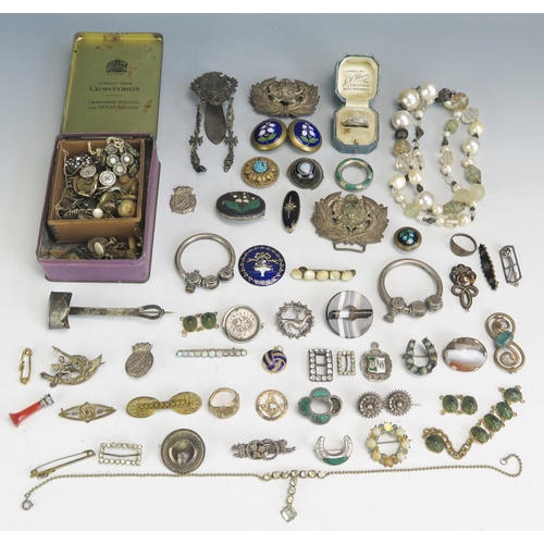 282 - A Selection of 19th Century and later Silver and other Jewellery