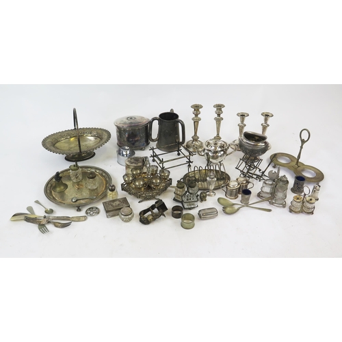 618 - A quantity of assorted plated wares including tea caddy. swing-handled fruit basket, candlesticks, t... 