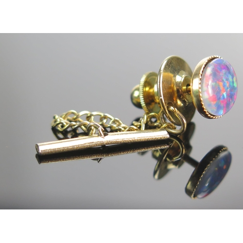 94 - A 9ct Gold  and Opal Tie Pin, 3.31g gross