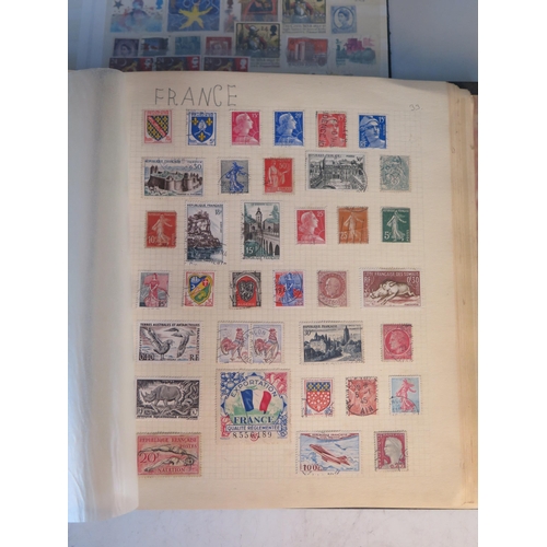 1648 - A Collection of World Stamps